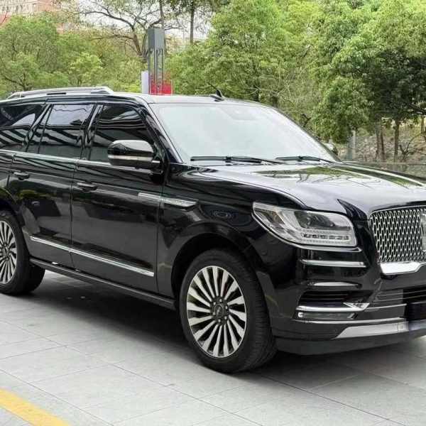 Lincoln Navigator MONO Limited Edition